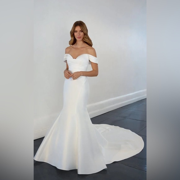 Martina Liana Style #1486zz - Picture 2 of 2